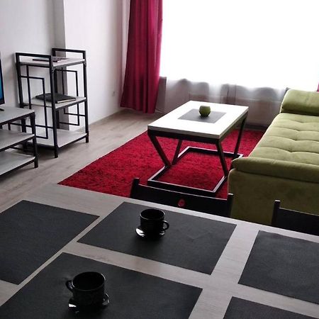 Fly Up Home Apartment บอริสปิล ภายนอก รูปภาพ