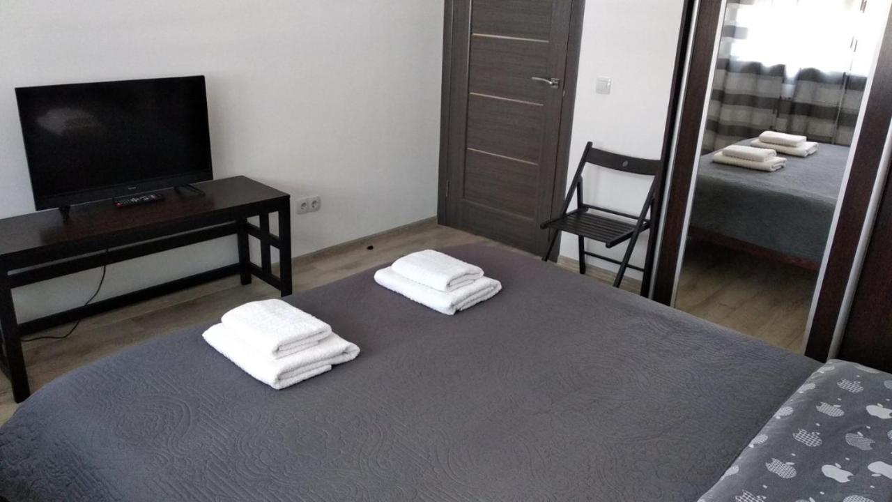 Fly Up Home Apartment บอริสปิล ภายนอก รูปภาพ