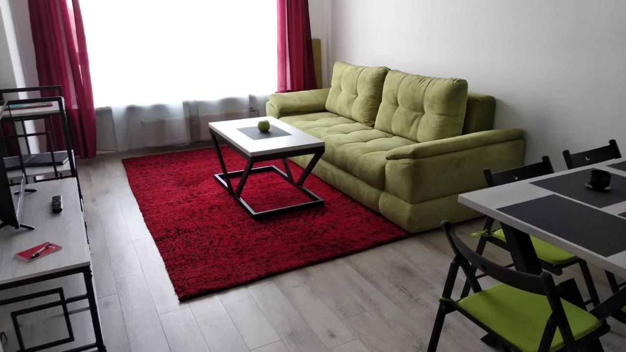 Fly Up Home Apartment บอริสปิล ภายนอก รูปภาพ