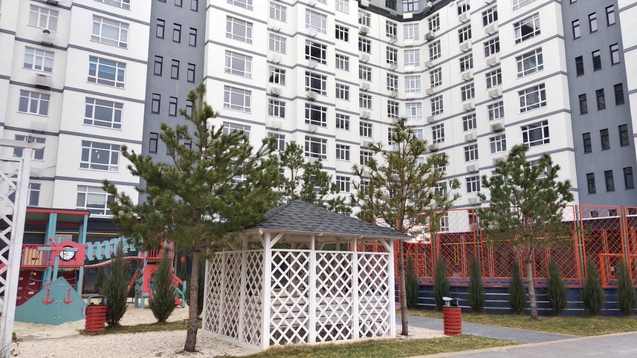 Fly Up Home Apartment บอริสปิล ภายนอก รูปภาพ